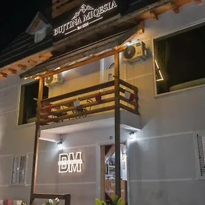  Bed and breakfast Bujtina Miqesia